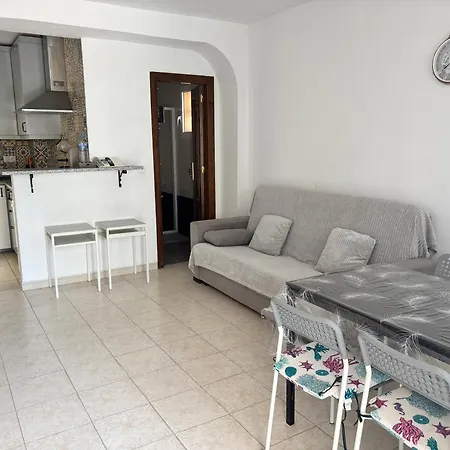 Апартаменты Geraneos Playa Торевьиа